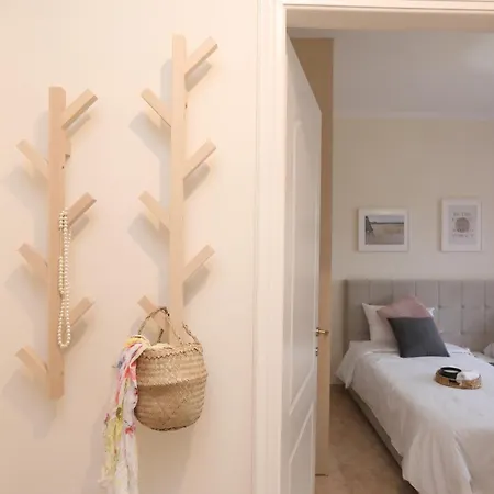 Lux Maison De Constantin Apartment *